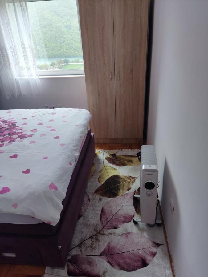 Apartman Dunja Плужине Экстерьер фото